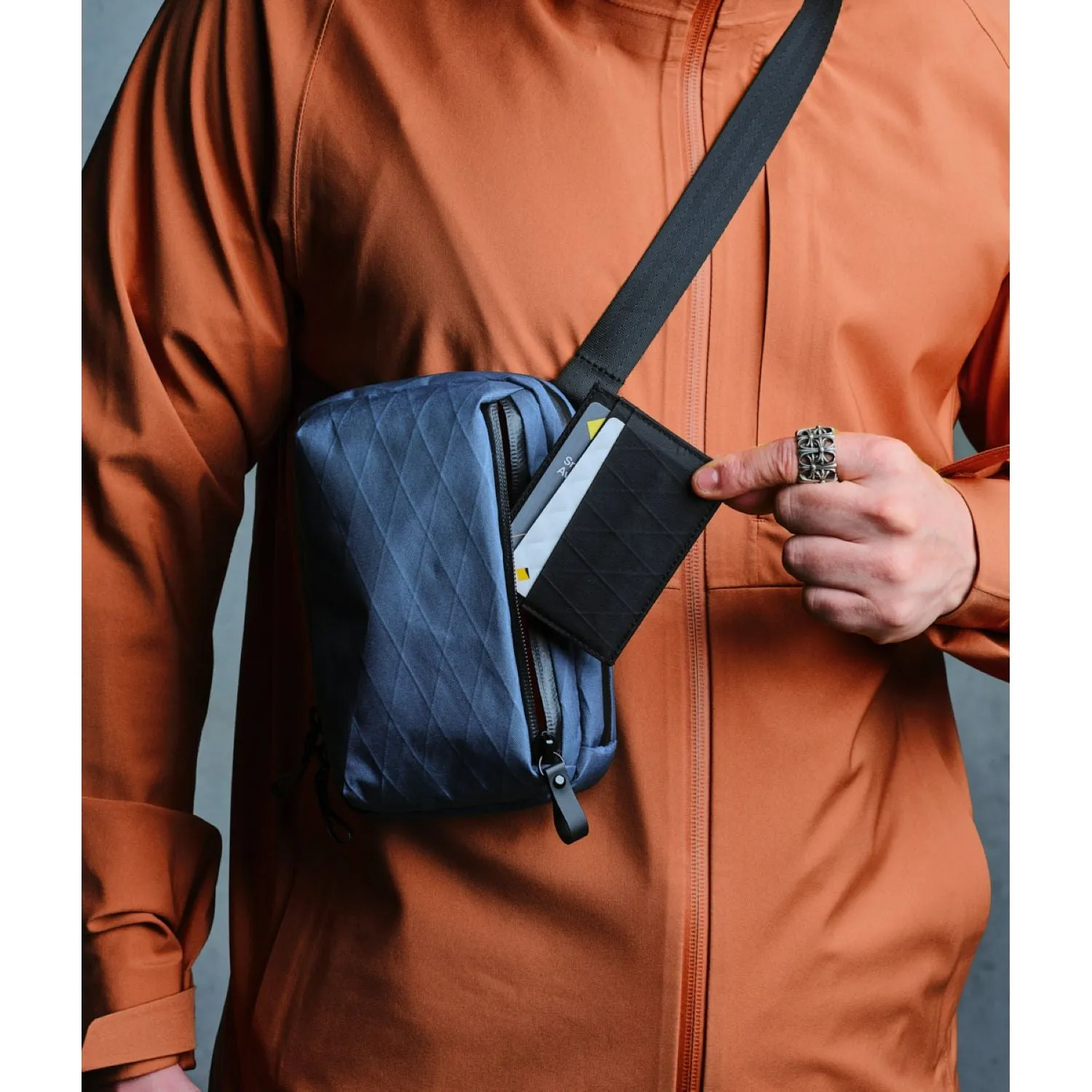 ALPAKA Metro Sling X-Pac